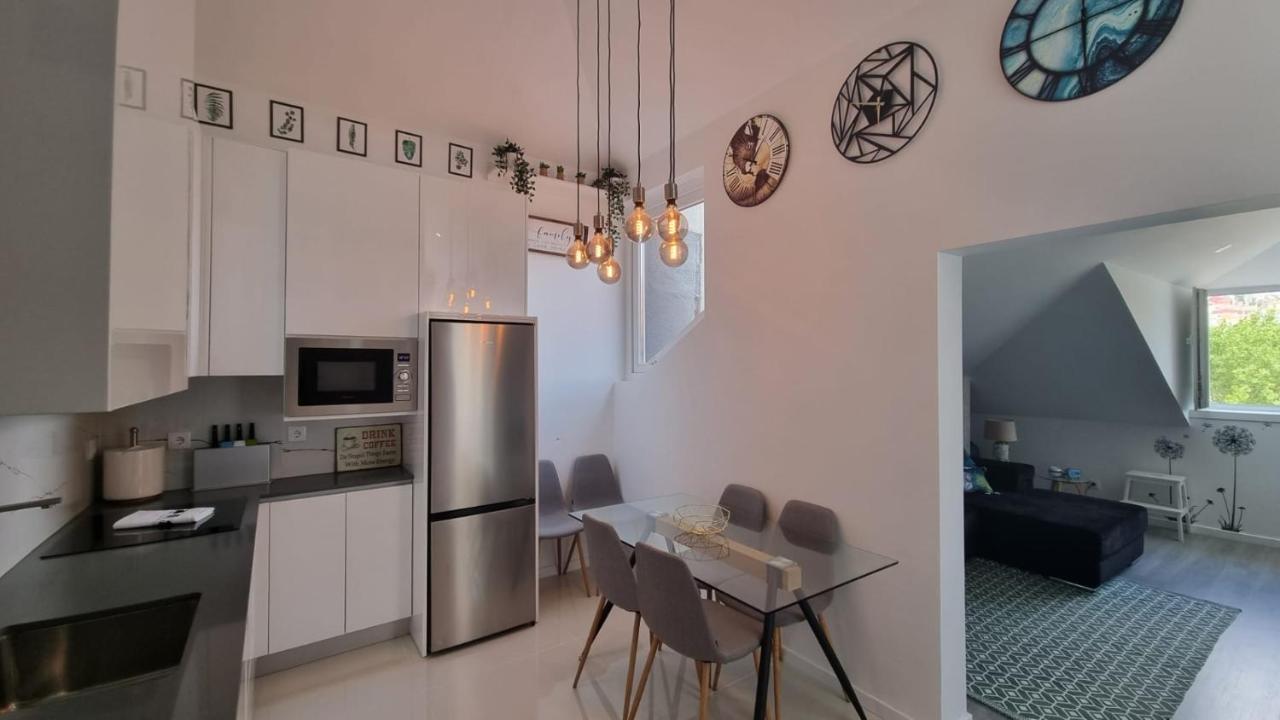 Luxury Penthouse - River Gallery Art - View&center * Vila Nova de Gaia