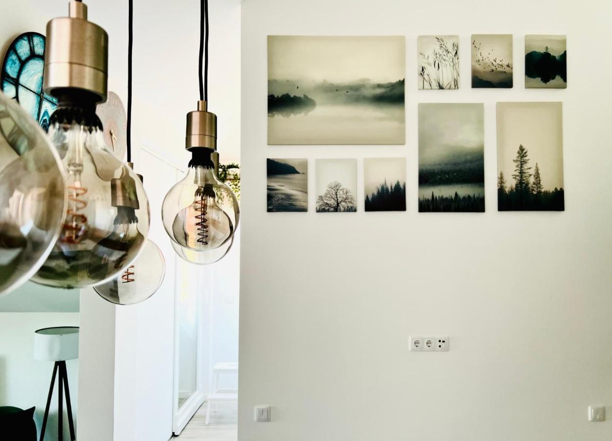 Luxury Penthouse - River Gallery Art - View&center *