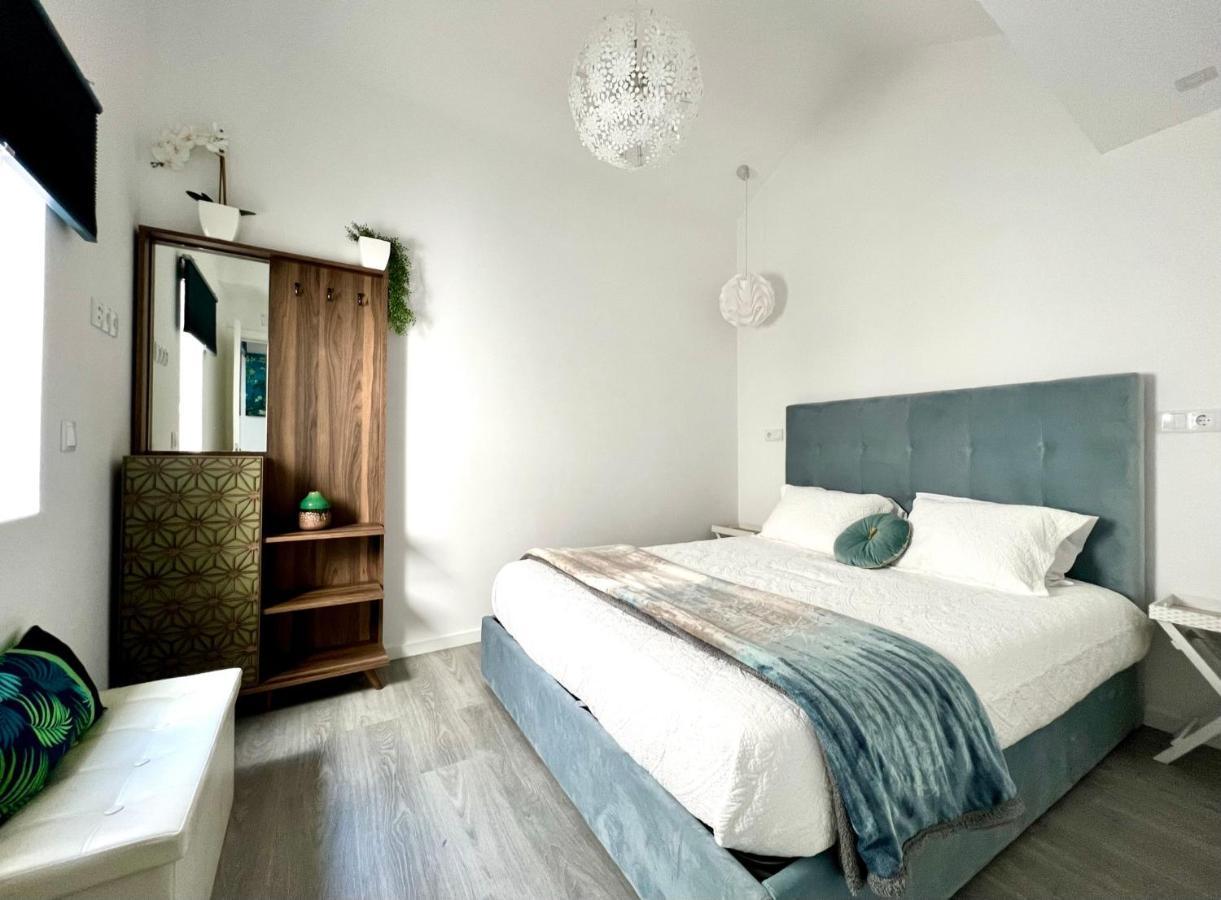 Luxury Penthouse - River Gallery Art - View&center Apartment