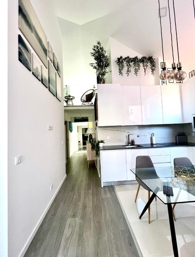 Luxury Penthouse - River Gallery Art - View&center Apartment