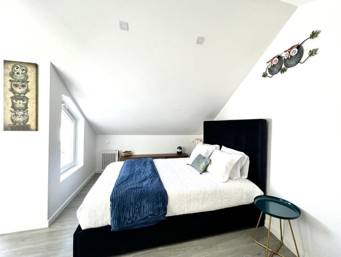 Luxury Penthouse - River Gallery Art - View&center *